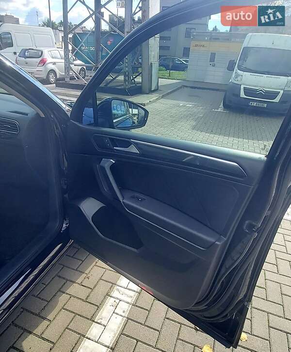 Внедорожник / Кроссовер Volkswagen Tiguan 2018 в Львове фото 20 Внедорожник / Кроссовер Volkswagen Tiguan 2018 в Львове