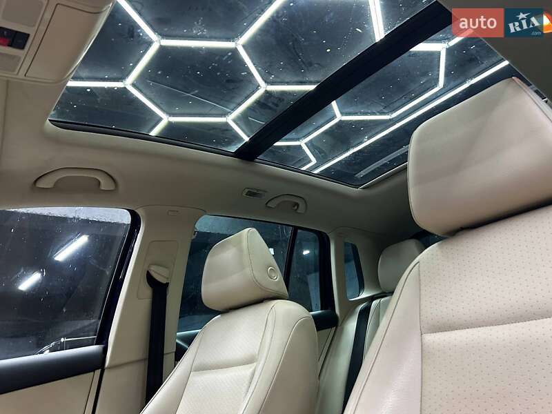 Внедорожник / Кроссовер Volkswagen Tiguan 2014 в Черновцах
