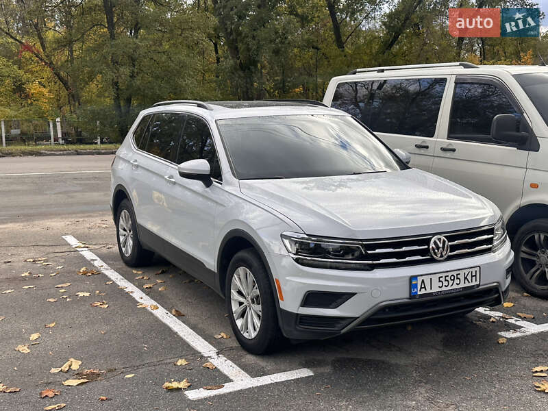Позашляховик / Кросовер Volkswagen Tiguan 2018 в Броварах фото Позашляховик / Кросовер Volkswagen Tiguan 2018 в Броварах