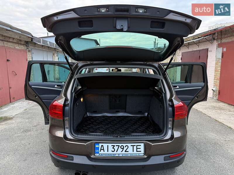 Позашляховик / Кросовер Volkswagen Tiguan 2013 в Києві