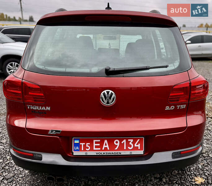 Внедорожник / Кроссовер Volkswagen Tiguan 2015 в Полтаве
