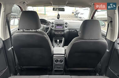 Внедорожник / Кроссовер Volkswagen Tiguan 2015 в 