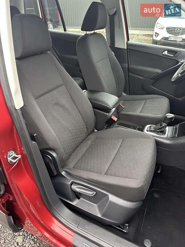 Внедорожник / Кроссовер Volkswagen Tiguan 2015 в Полтаве