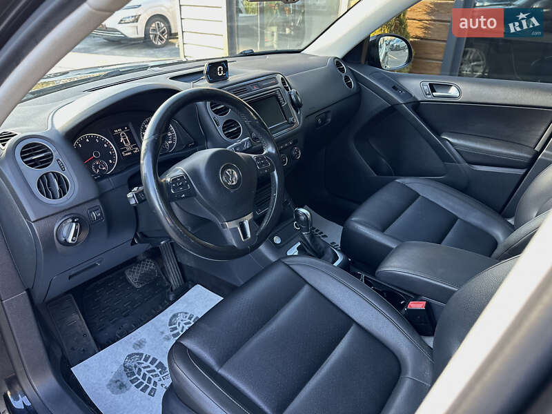 Позашляховик / Кросовер Volkswagen Tiguan 2016 в Шептицькому