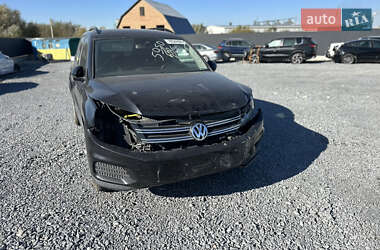 Позашляховик / Кросовер Volkswagen Tiguan 2016 в  фото 2 Позашляховик / Кросовер Volkswagen Tiguan 2016 в