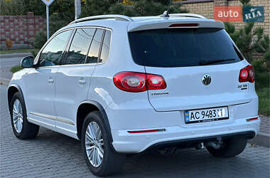 Внедорожник / Кроссовер Volkswagen Tiguan 2010 в Луцке