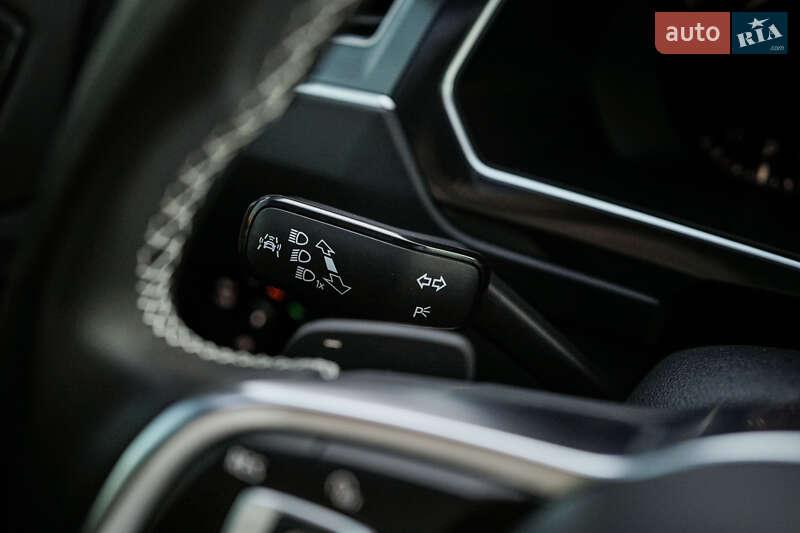 Внедорожник / Кроссовер Volkswagen Tiguan 2016 в Луцке