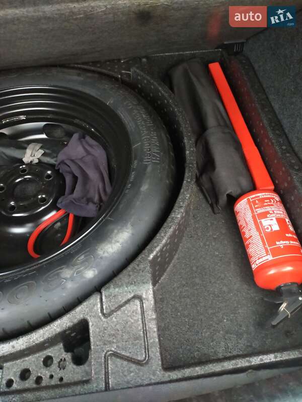 Позашляховик / Кросовер Volkswagen Tiguan 2010 в Тернополі