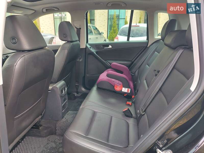 Внедорожник / Кроссовер Volkswagen Tiguan 2013 в Хмельницком