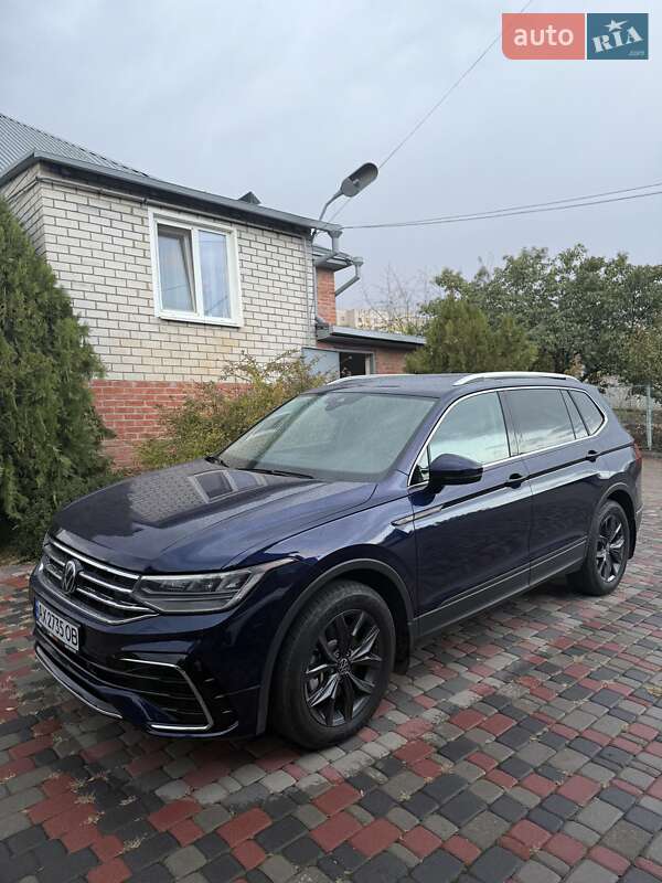 Внедорожник / Кроссовер Volkswagen Tiguan 2022 в Харькове фото 5 Внедорожник / Кроссовер Volkswagen Tiguan 2022 в Харькове