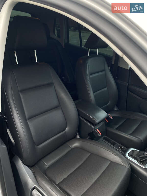 Внедорожник / Кроссовер Volkswagen Tiguan 2013 в Белой Церкви фото 26 Внедорожник / Кроссовер Volkswagen Tiguan 2013 в Белой Церкви