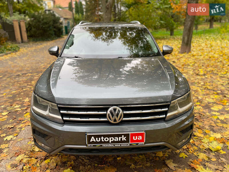 Внедорожник / Кроссовер Volkswagen Tiguan 2017 в Киеве фото 3 Внедорожник / Кроссовер Volkswagen Tiguan 2017 в Киеве
