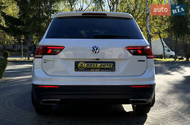 Внедорожник / Кроссовер Volkswagen Tiguan 2018 в 