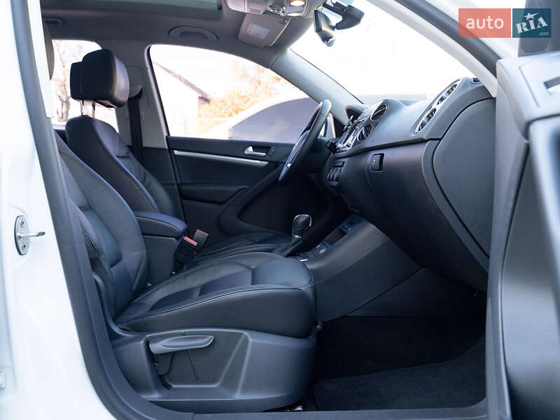 Позашляховик / Кросовер Volkswagen Tiguan 2015 в Одесі фото 28 Позашляховик / Кросовер Volkswagen Tiguan 2015 в Одесі