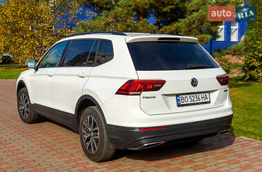 Внедорожник / Кроссовер Volkswagen Tiguan 2020 в Вышгороде