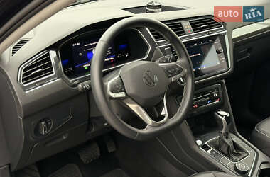 Позашляховик / Кросовер Volkswagen Tiguan 2022 в  фото 10 Позашляховик / Кросовер Volkswagen Tiguan 2022 в