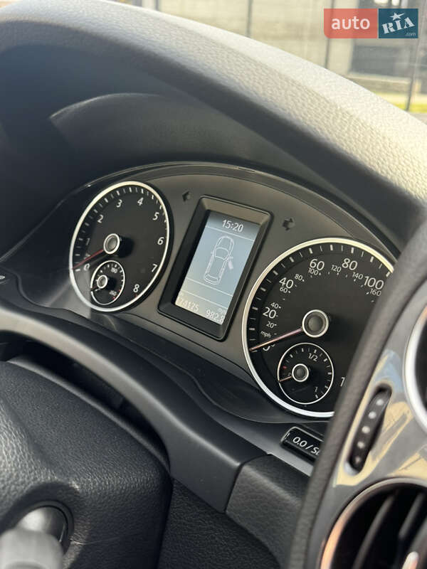 Внедорожник / Кроссовер Volkswagen Tiguan 2016 в Ивано-Франковске