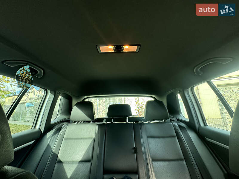 Внедорожник / Кроссовер Volkswagen Tiguan 2016 в Ивано-Франковске