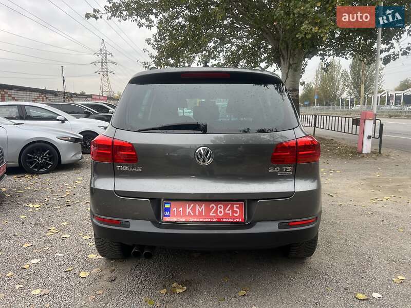 Позашляховик / Кросовер Volkswagen Tiguan 2015 в Дніпрі