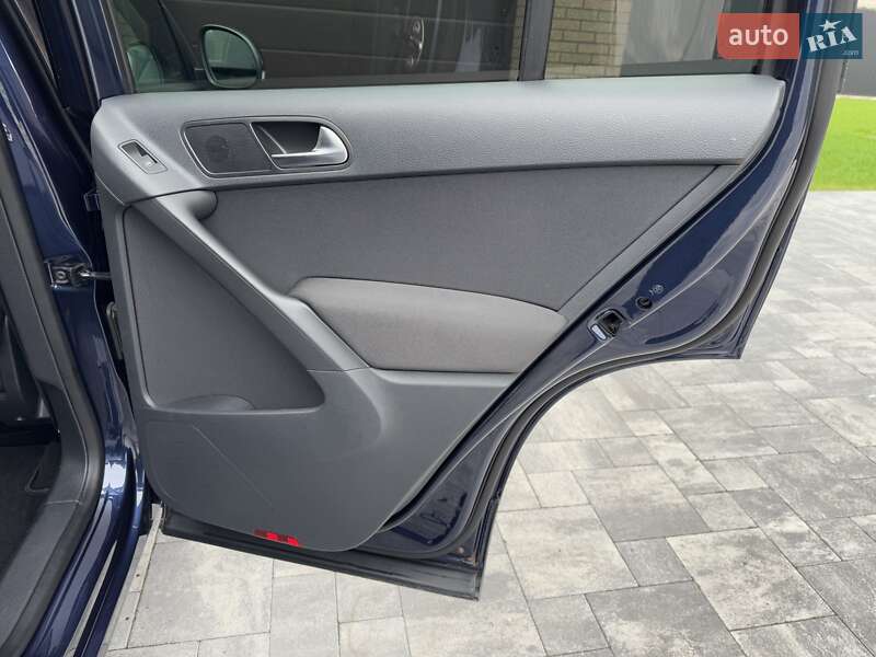 Внедорожник / Кроссовер Volkswagen Tiguan 2011 в Луцке фото 39 Внедорожник / Кроссовер Volkswagen Tiguan 2011 в Луцке