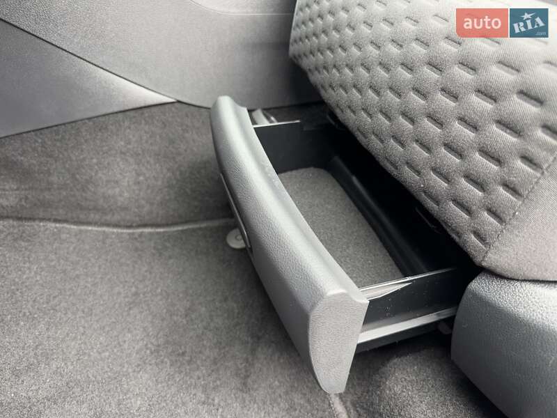 Внедорожник / Кроссовер Volkswagen Tiguan 2011 в Луцке фото 48 Внедорожник / Кроссовер Volkswagen Tiguan 2011 в Луцке