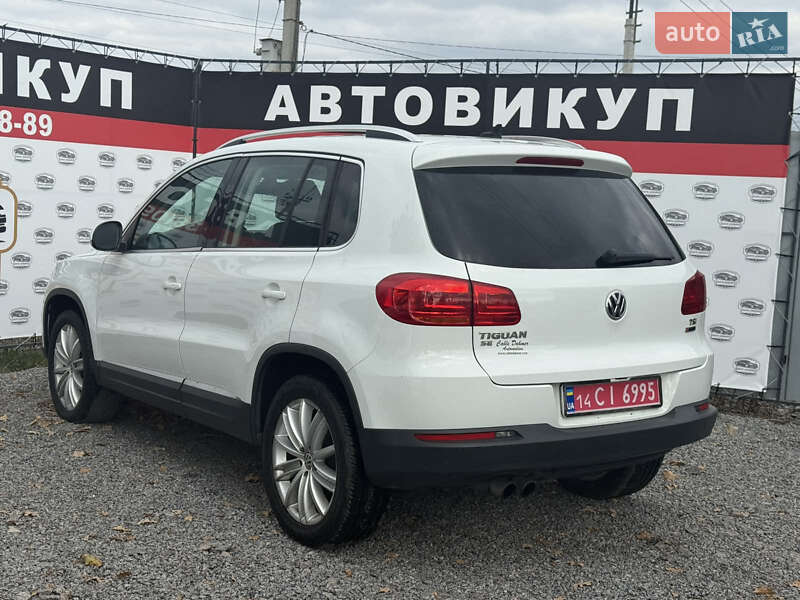 Внедорожник / Кроссовер Volkswagen Tiguan 2016 в Виннице