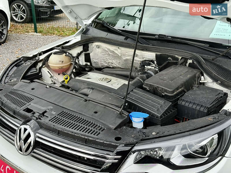 Внедорожник / Кроссовер Volkswagen Tiguan 2016 в Виннице