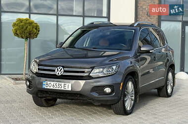 Внедорожник / Кроссовер Volkswagen Tiguan 2015 в 