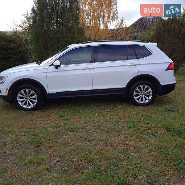 Позашляховик / Кросовер Volkswagen Tiguan 2019 в Чугуєві