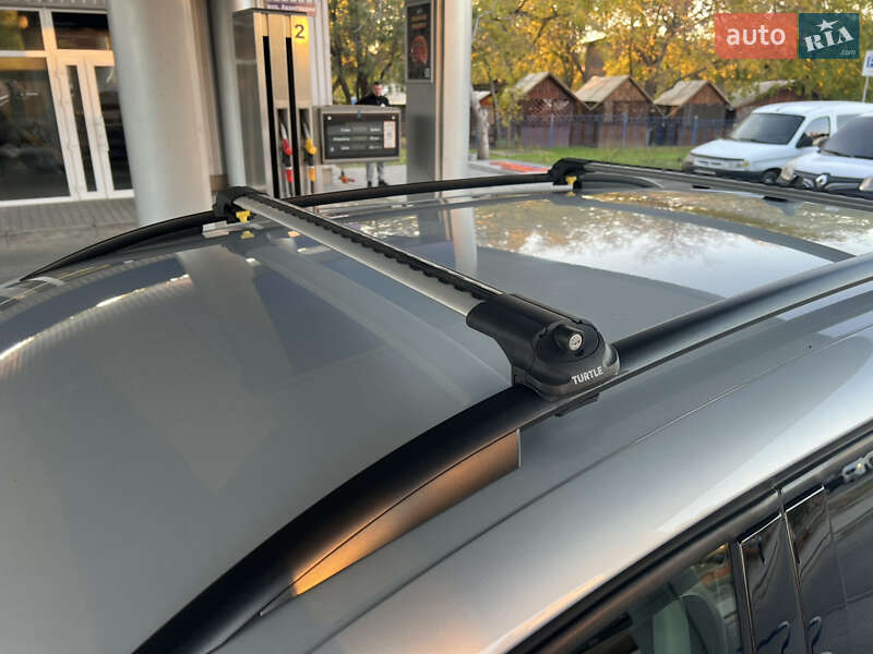 Внедорожник / Кроссовер Volkswagen Tiguan 2016 в Николаеве