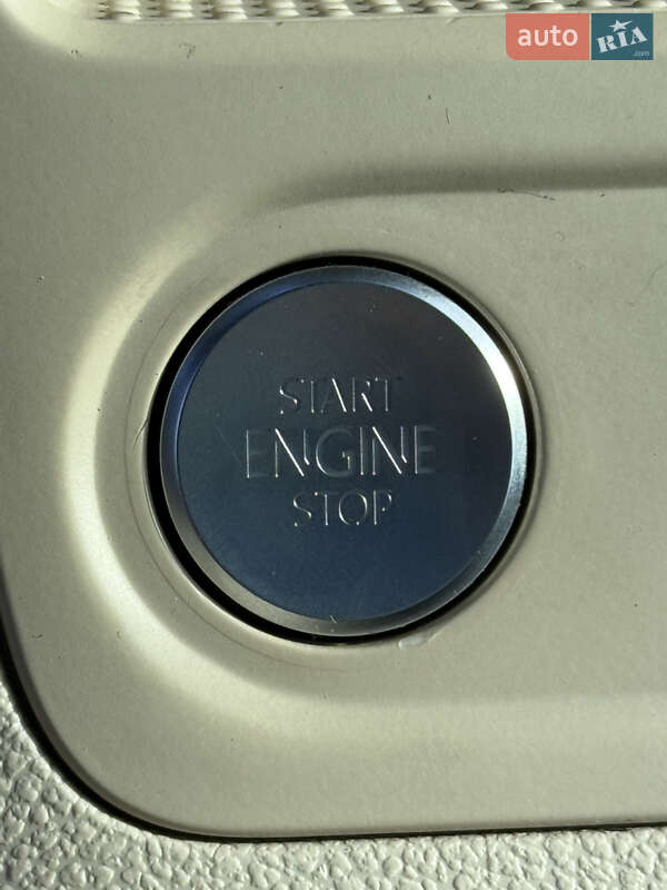 Позашляховик / Кросовер Volkswagen Tiguan 2015 в Стрию