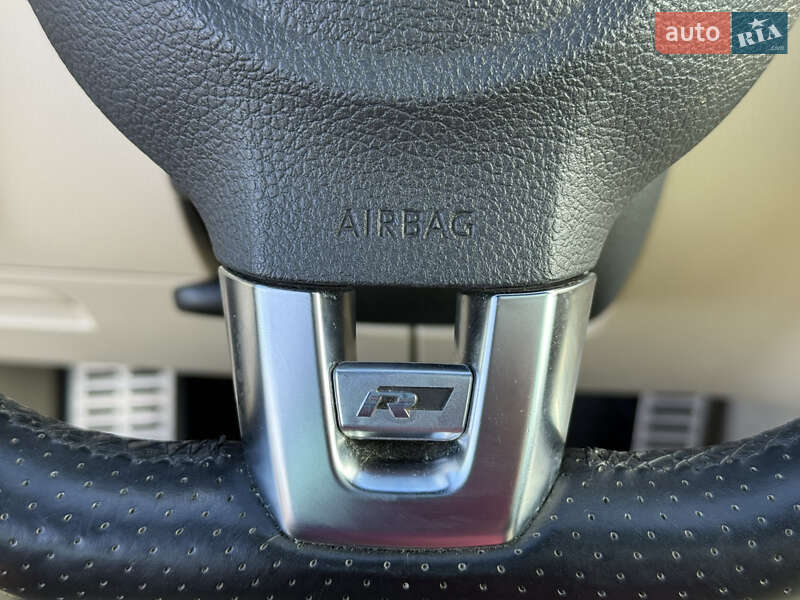 Позашляховик / Кросовер Volkswagen Tiguan 2015 в Стрию