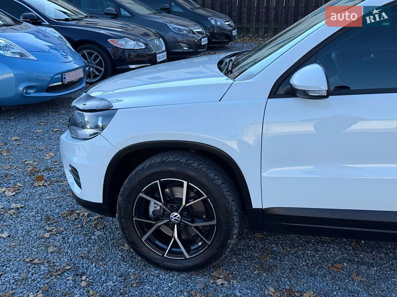 Внедорожник / Кроссовер Volkswagen Tiguan 2016 в Стрые