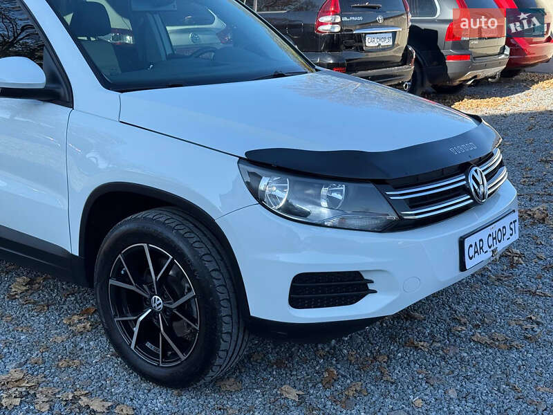 Внедорожник / Кроссовер Volkswagen Tiguan 2016 в Стрые