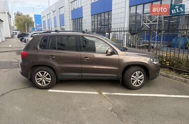 Внедорожник / Кроссовер Volkswagen Tiguan 2012 в Киеве