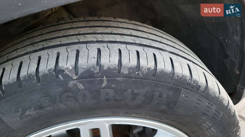 Внедорожник / Кроссовер Volkswagen Tiguan 2015 в Косове