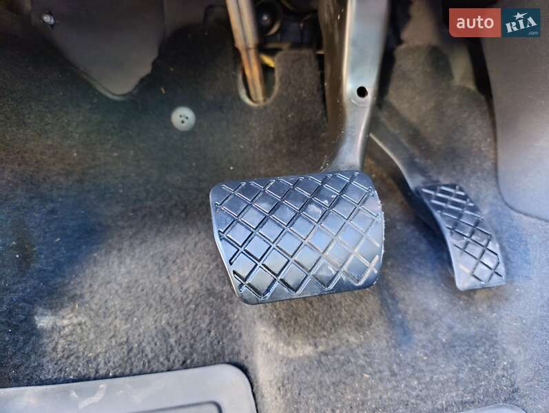 Позашляховик / Кросовер Volkswagen Tiguan 2016 в Львові