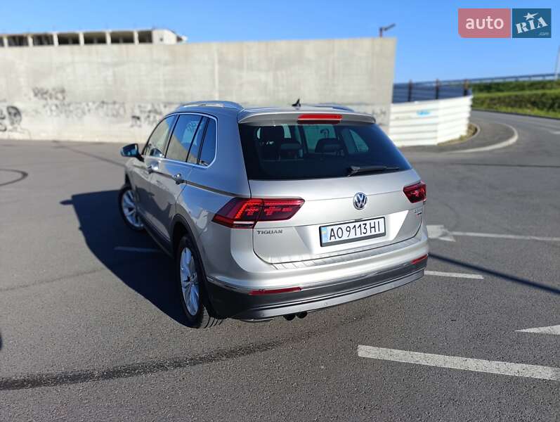 Позашляховик / Кросовер Volkswagen Tiguan 2016 в Львові
