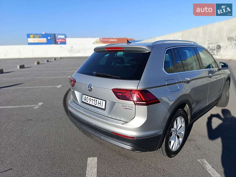 Позашляховик / Кросовер Volkswagen Tiguan 2016 в Львові