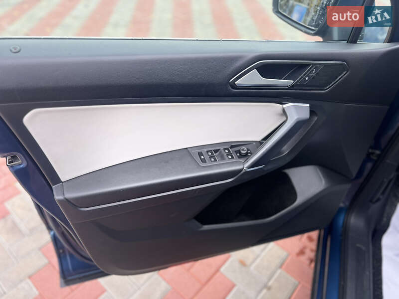 Внедорожник / Кроссовер Volkswagen Tiguan 2017 в Белой Церкви фото 11 Внедорожник / Кроссовер Volkswagen Tiguan 2017 в Белой Церкви