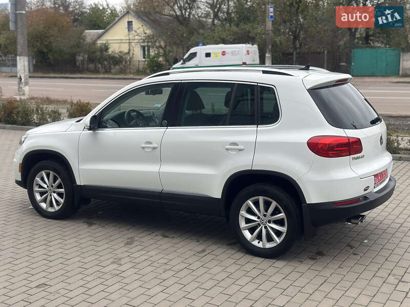 Внедорожник / Кроссовер Volkswagen Tiguan 2016 в Житомире фото 3 Внедорожник / Кроссовер Volkswagen Tiguan 2016 в Житомире
