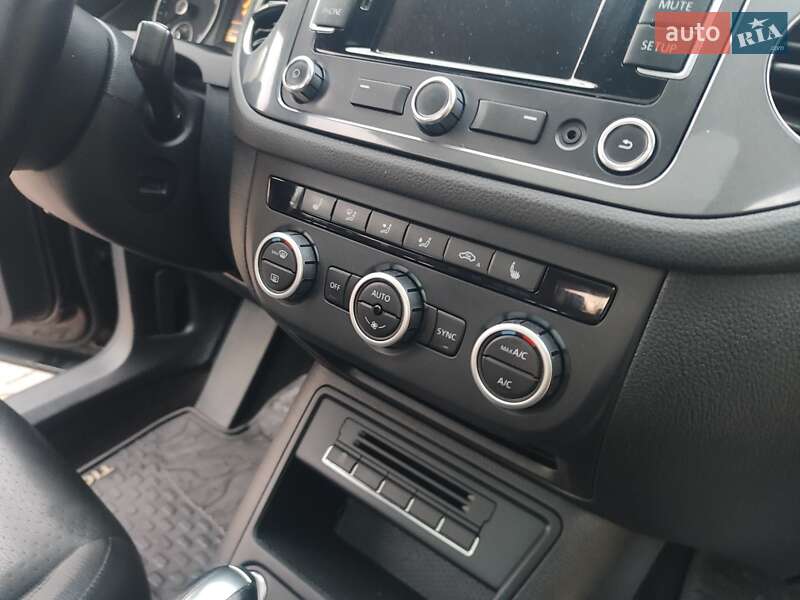 Внедорожник / Кроссовер Volkswagen Tiguan 2014 в Миргороде