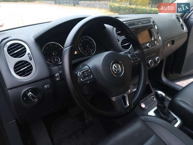 Внедорожник / Кроссовер Volkswagen Tiguan 2014 в Миргороде