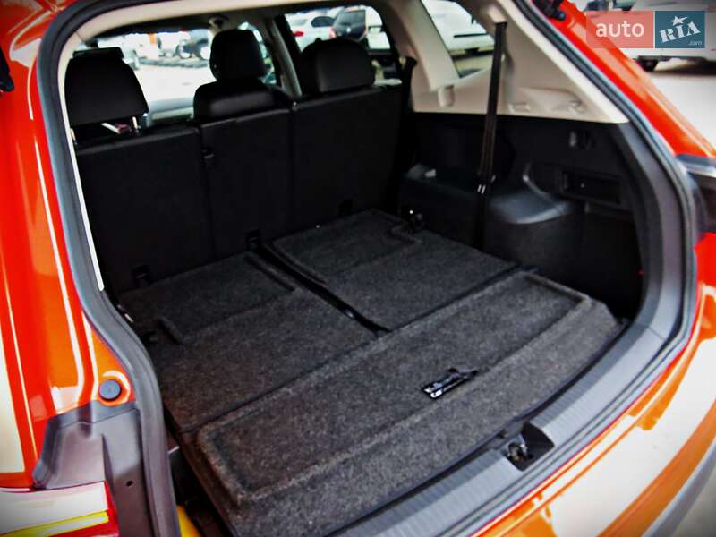 Внедорожник / Кроссовер Volkswagen Tiguan 2018 в Черкассах фото 19 Внедорожник / Кроссовер Volkswagen Tiguan 2018 в Черкассах