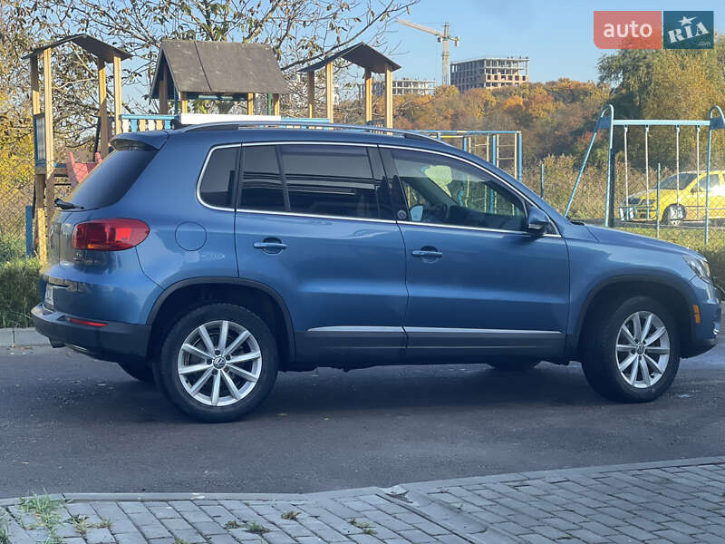 Внедорожник / Кроссовер Volkswagen Tiguan 2016 в Ровно