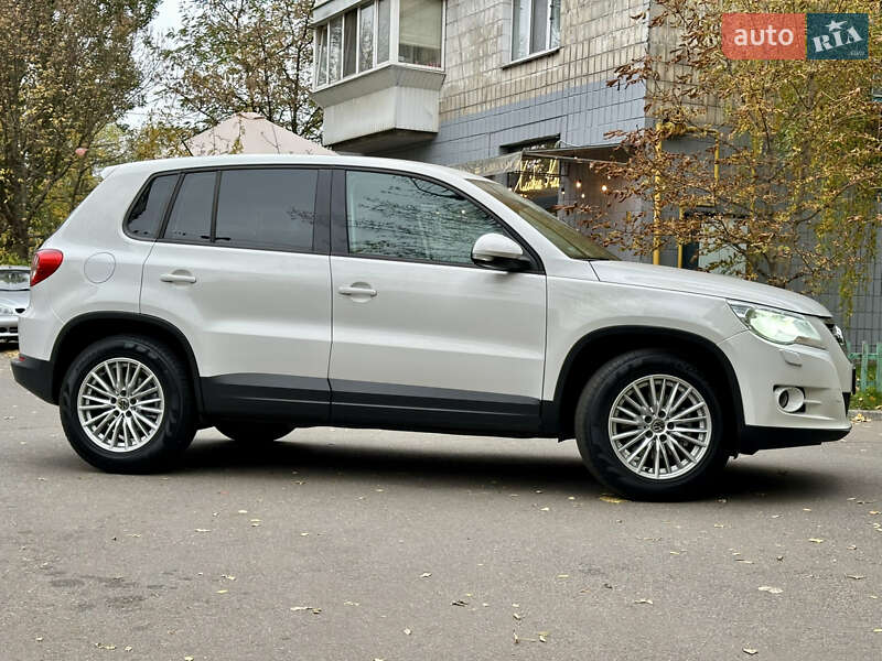 Внедорожник / Кроссовер Volkswagen Tiguan 2008 в Киеве фото 29 Внедорожник / Кроссовер Volkswagen Tiguan 2008 в Киеве