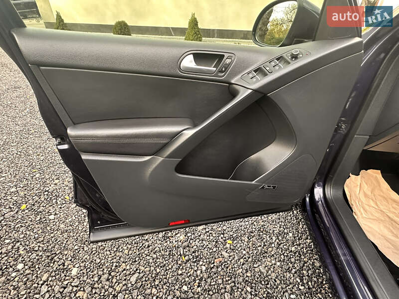 Внедорожник / Кроссовер Volkswagen Tiguan 2016 в Львове фото 25 Внедорожник / Кроссовер Volkswagen Tiguan 2016 в Львове