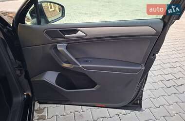 Внедорожник / Кроссовер Volkswagen Tiguan 2020 в 