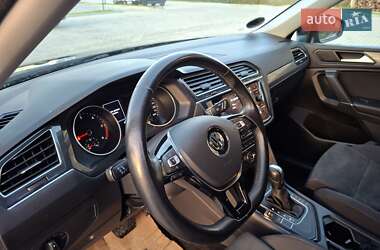 Внедорожник / Кроссовер Volkswagen Tiguan 2020 в 