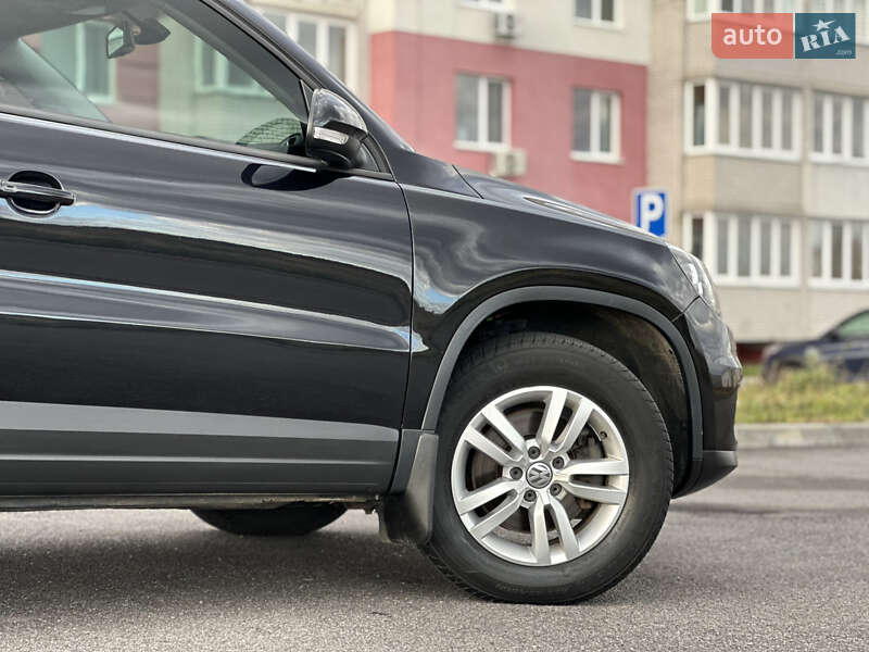 Внедорожник / Кроссовер Volkswagen Tiguan 2017 в Виннице